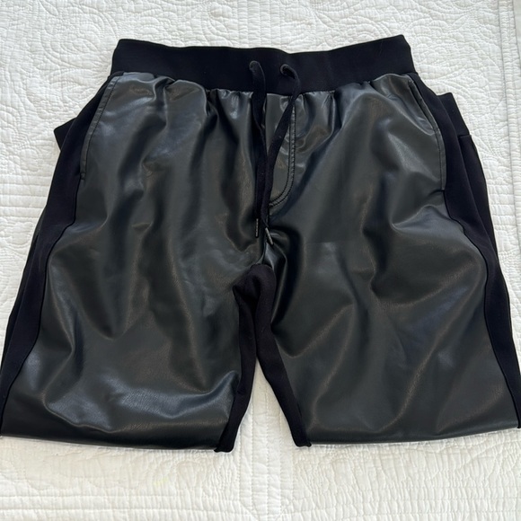 Calvin Klein Jeans Denim - Calvin Klein Women’s Jeans.